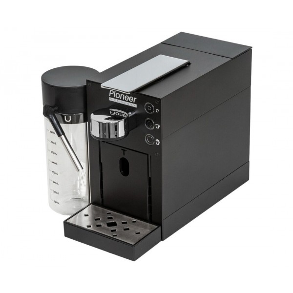 Кофемашина капсульная Pioneer CMA022 20 Бар черный
